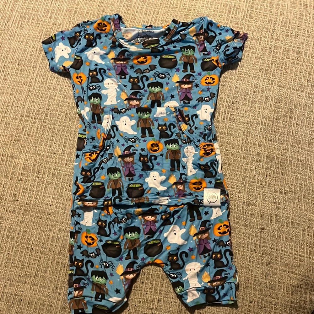 RSR, short sleeve/short leg 6-12mo Halloween print